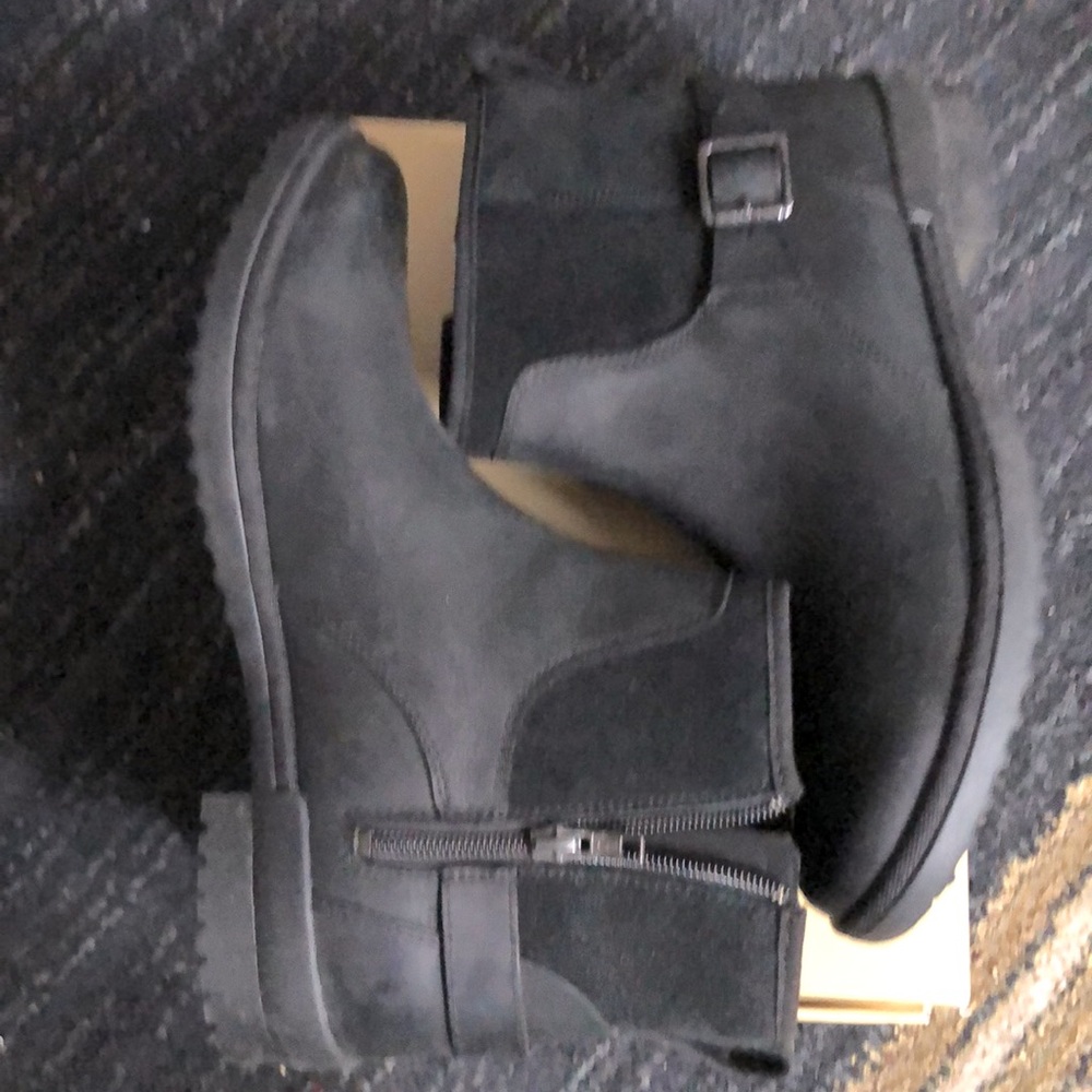 UGG (EU41) Uggs Pure wool booties - Picture 6 of 11